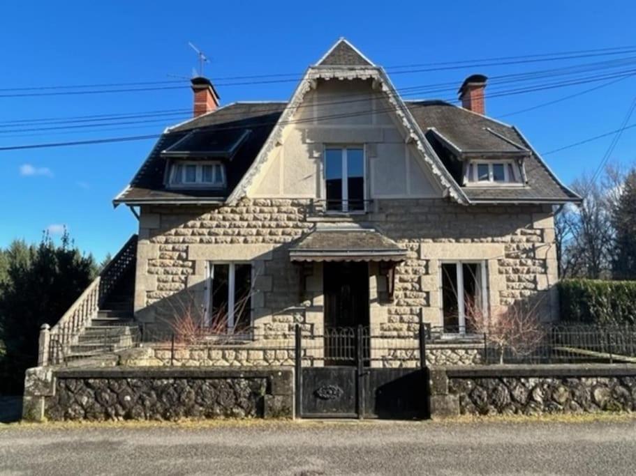La Cigalienne Villa Treignac Luaran gambar