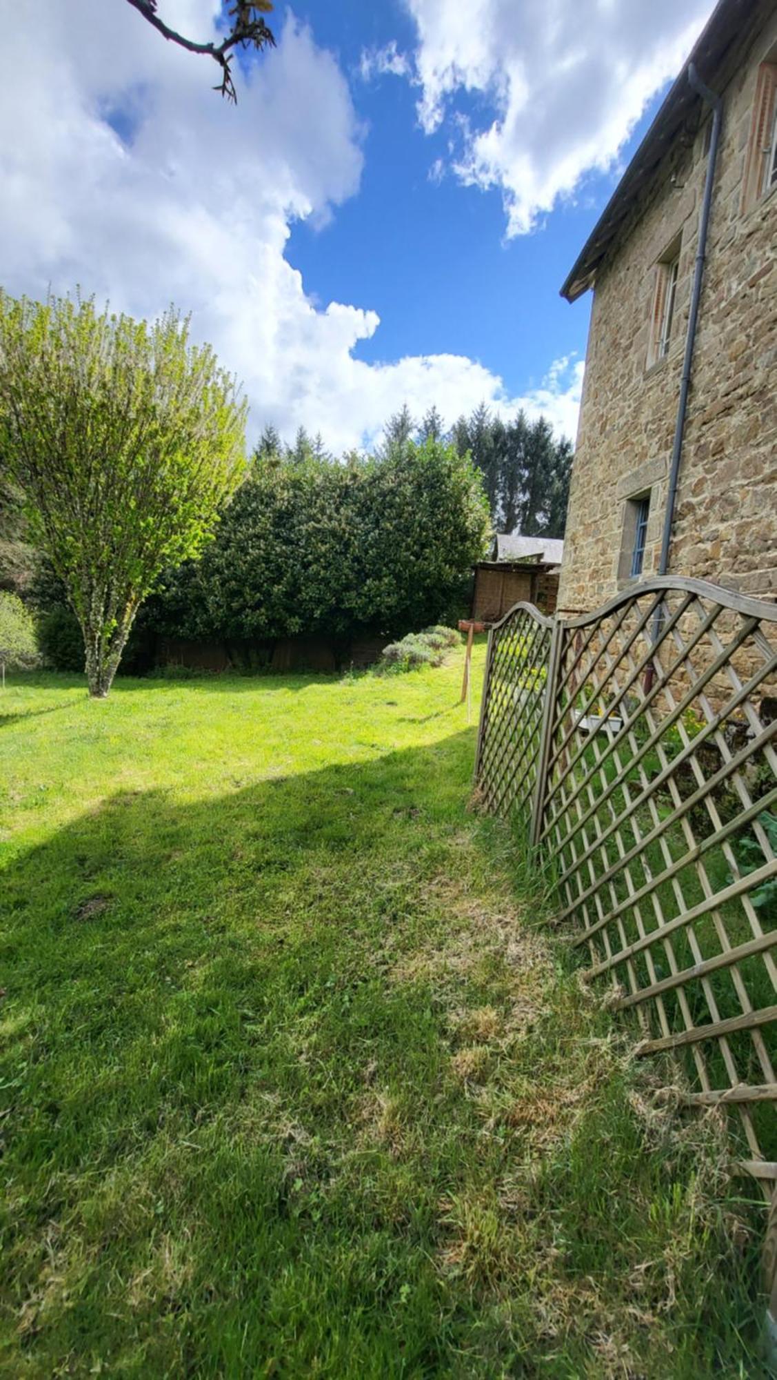La Cigalienne Villa Treignac Luaran gambar
